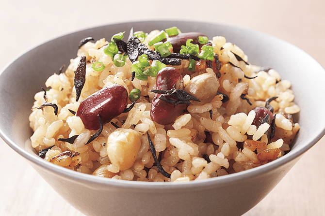 ひじきとミックスビーンズの炊き込みごはん